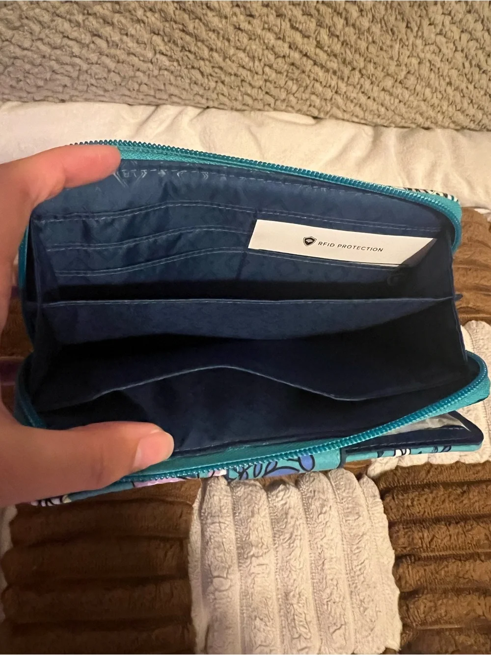 Vera Bradley RFID Turnlock Wallet in Peacock Garden NWTS!
